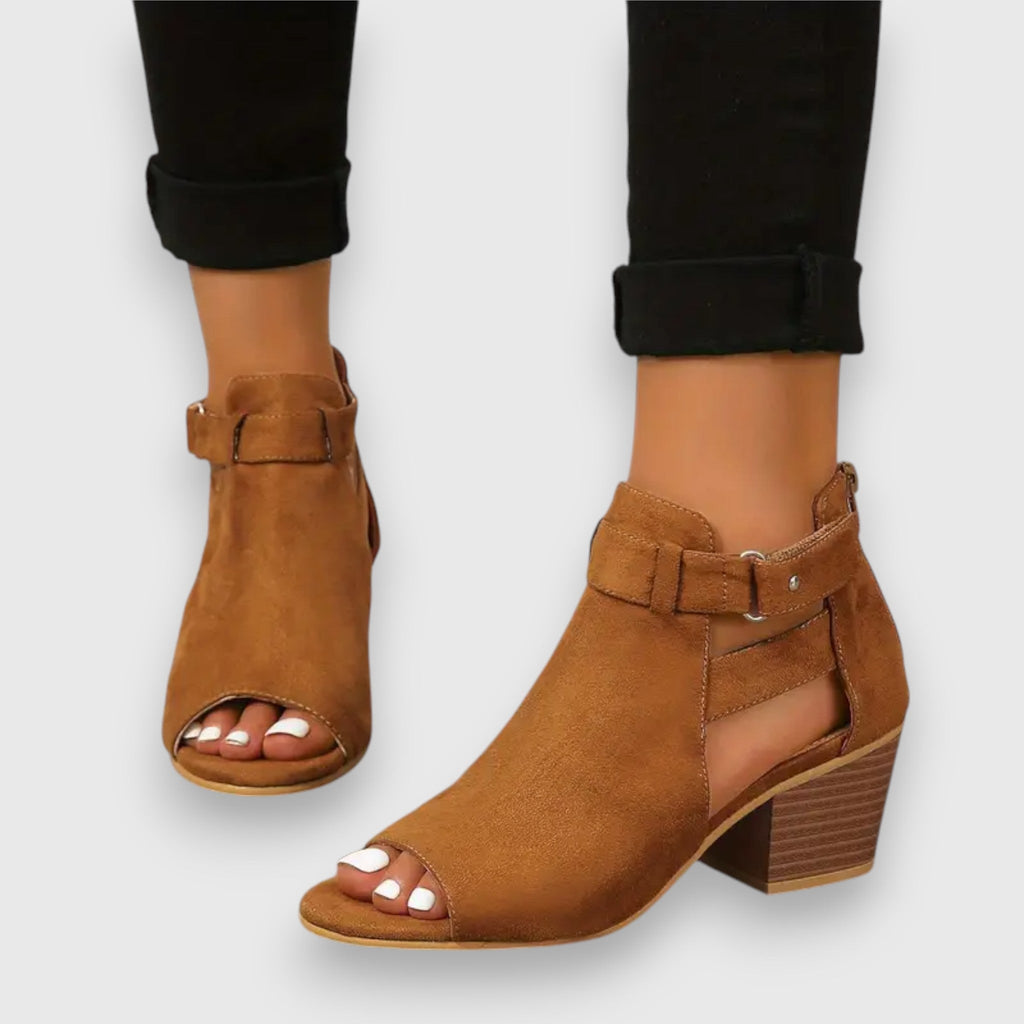 Nadine – Sandalen mit dicken Absätzen