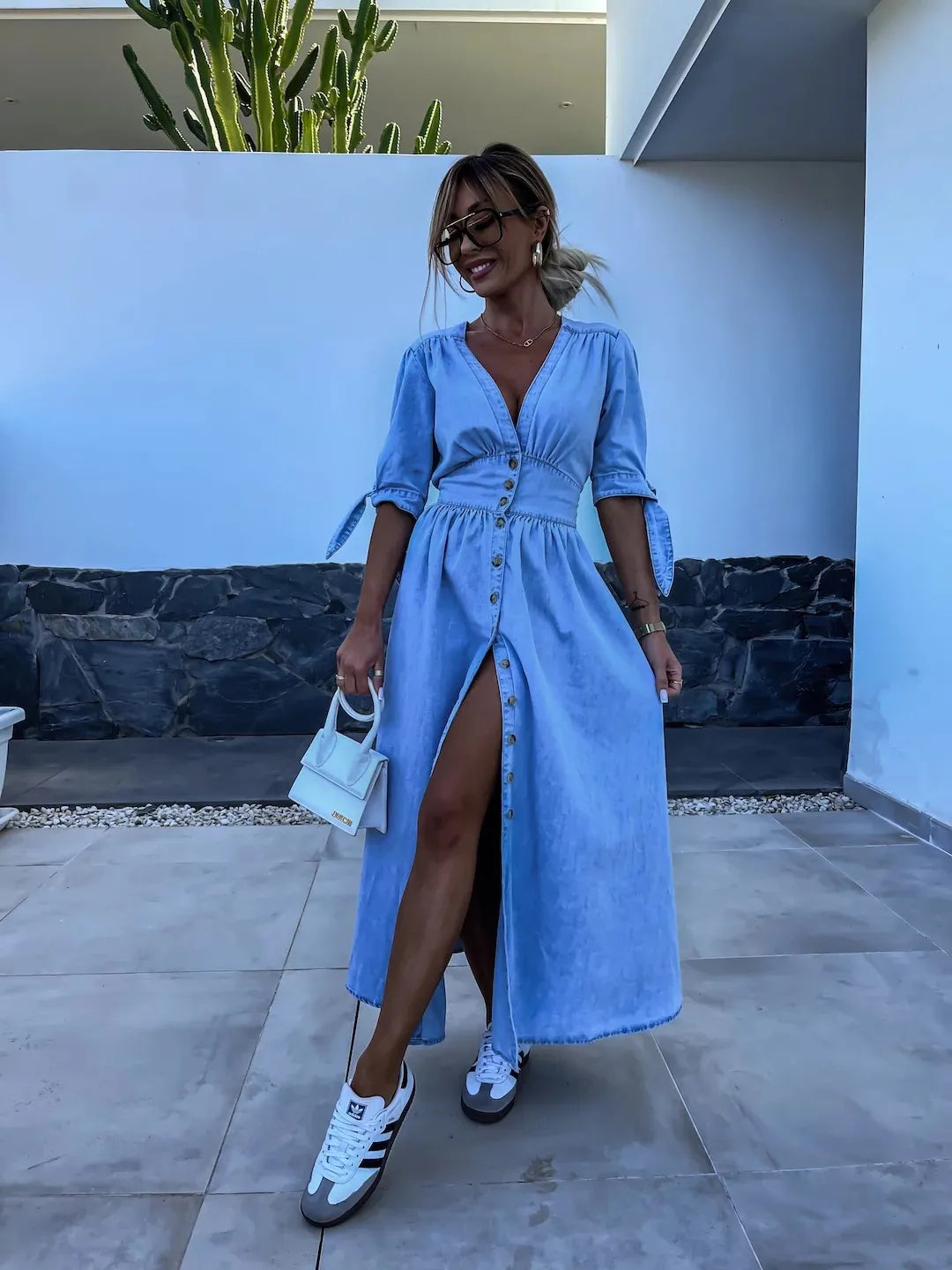 Ivanka™ | Leuchtendes Denim-Kleid