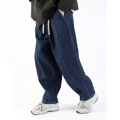 Japanische lockere weit geschnittene Jeans