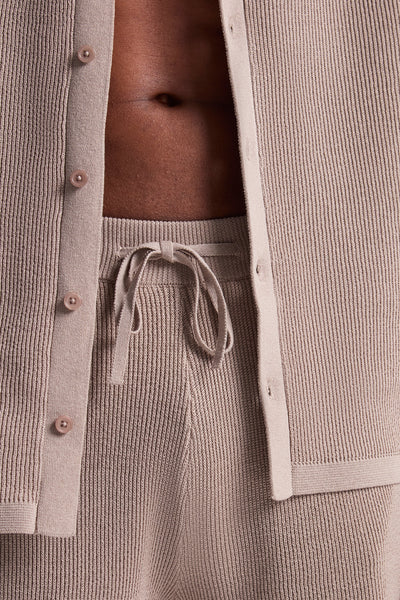 DIE RUSSO GESTRICKTEN SHORTS
