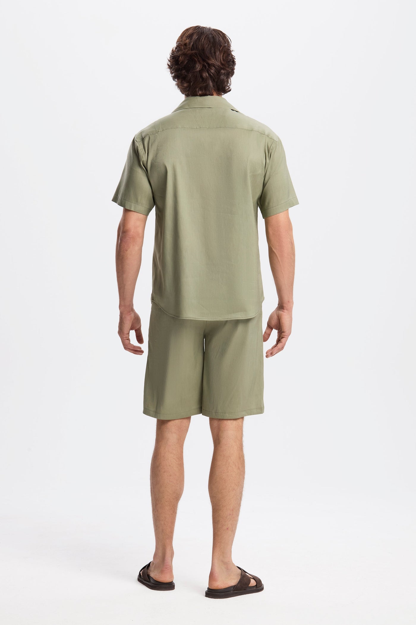 DIE LEINEN-SHORTS