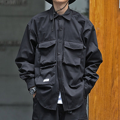 Japanisches lockeres Mehrfach-Taschenhemd