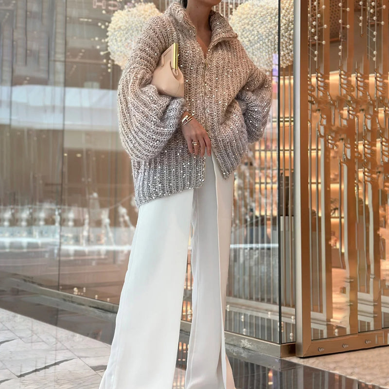 Modischer lässiger Strickcardigan