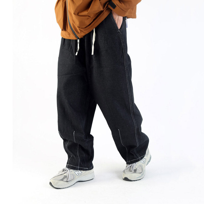 Japanische lockere weit geschnittene Jeans
