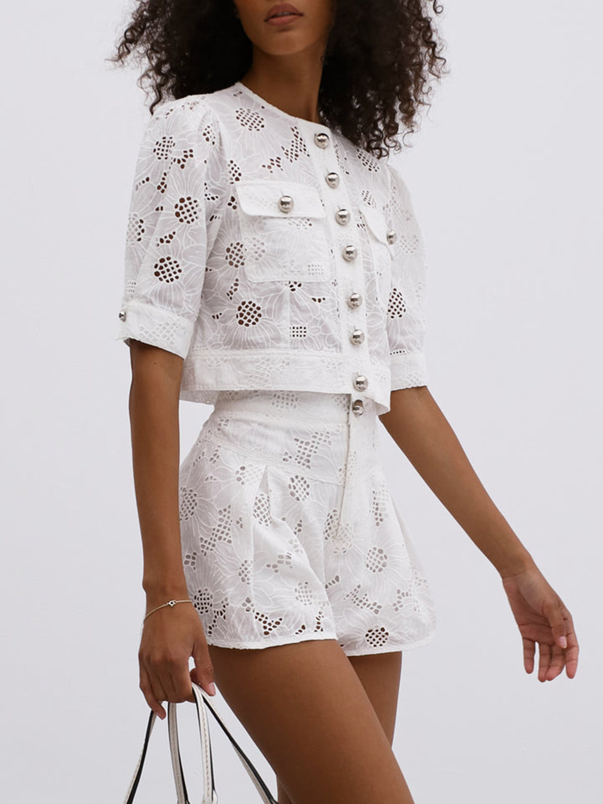 Mira Besticktes Multi-Button Shorts Set