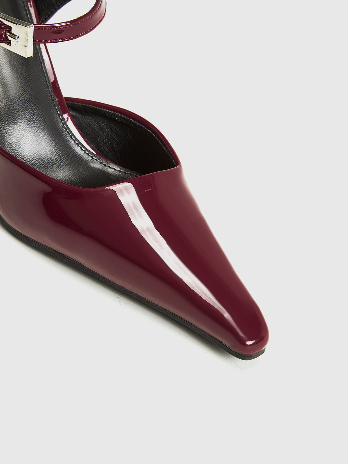 Vivara Spitz Slingback Absatzschuhe
