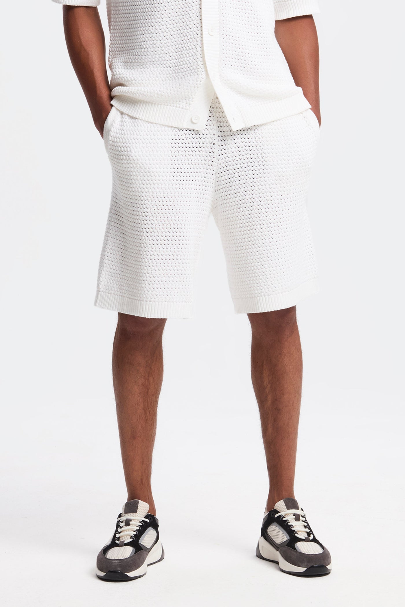 DIE MATESE HÄKELSHORTS