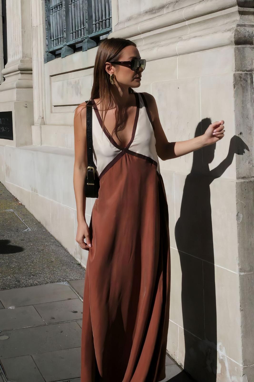 Elena - Ärmelloses Midi-Kleid