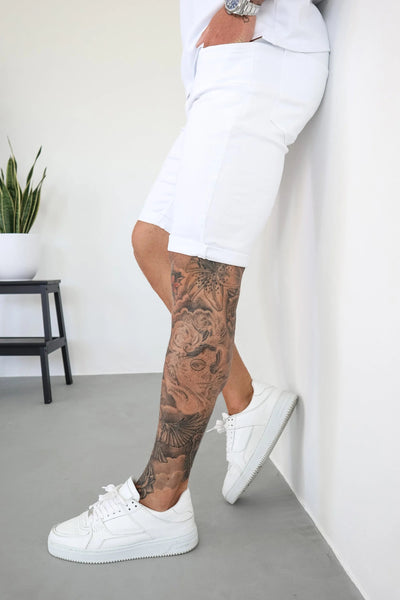 DIE LORENZO SHORTS - WEISS