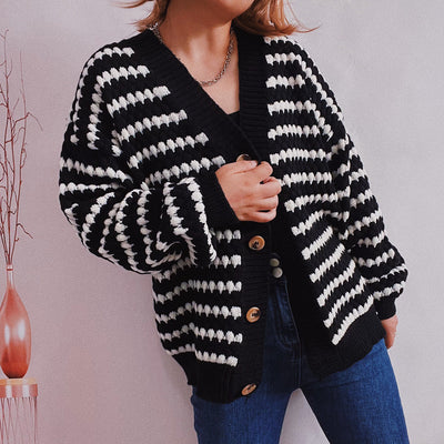 Everly Strick-Cardigan