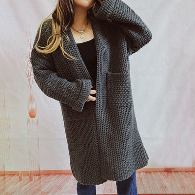 Lässige einfarbige Strickjacke