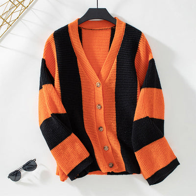 Lässiger gestreifter Strickcardigan