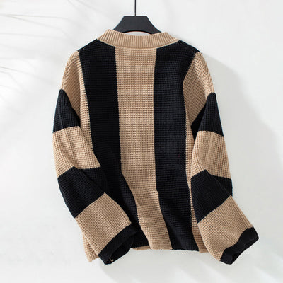 Lässiger gestreifter Strickcardigan