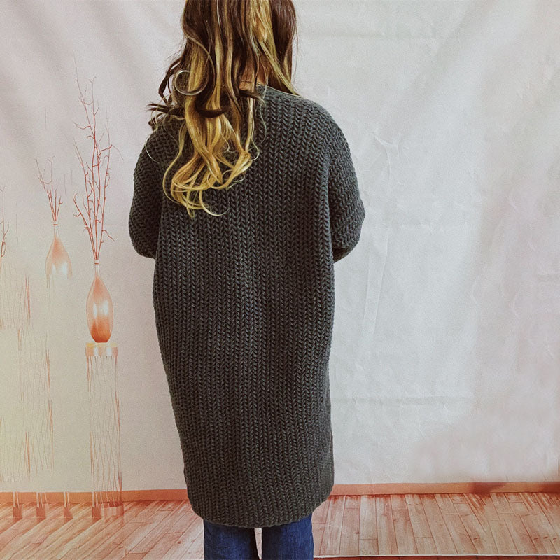 Lässige einfarbige Strickjacke