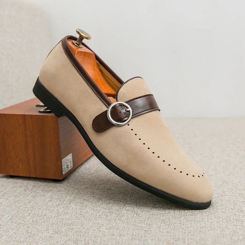 Valmont Wildleder Crest Loafer