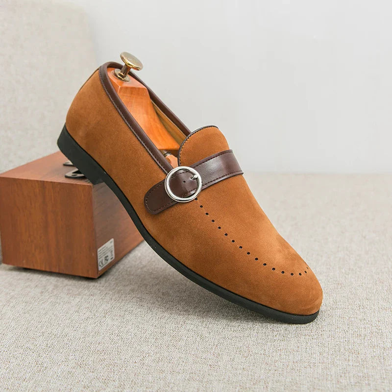Valmont Wildleder Crest Loafer