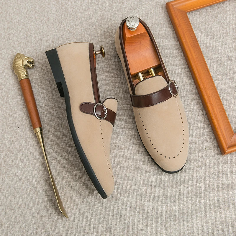 Valmont Wildleder Crest Loafer