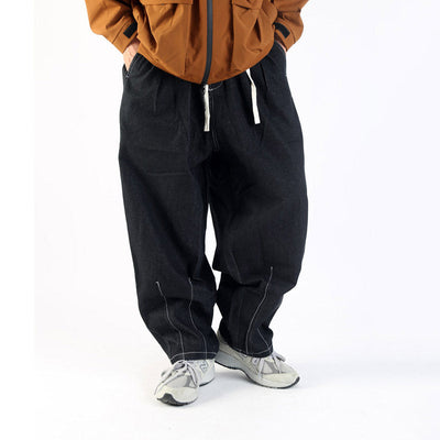 Japanische lockere weit geschnittene Jeans