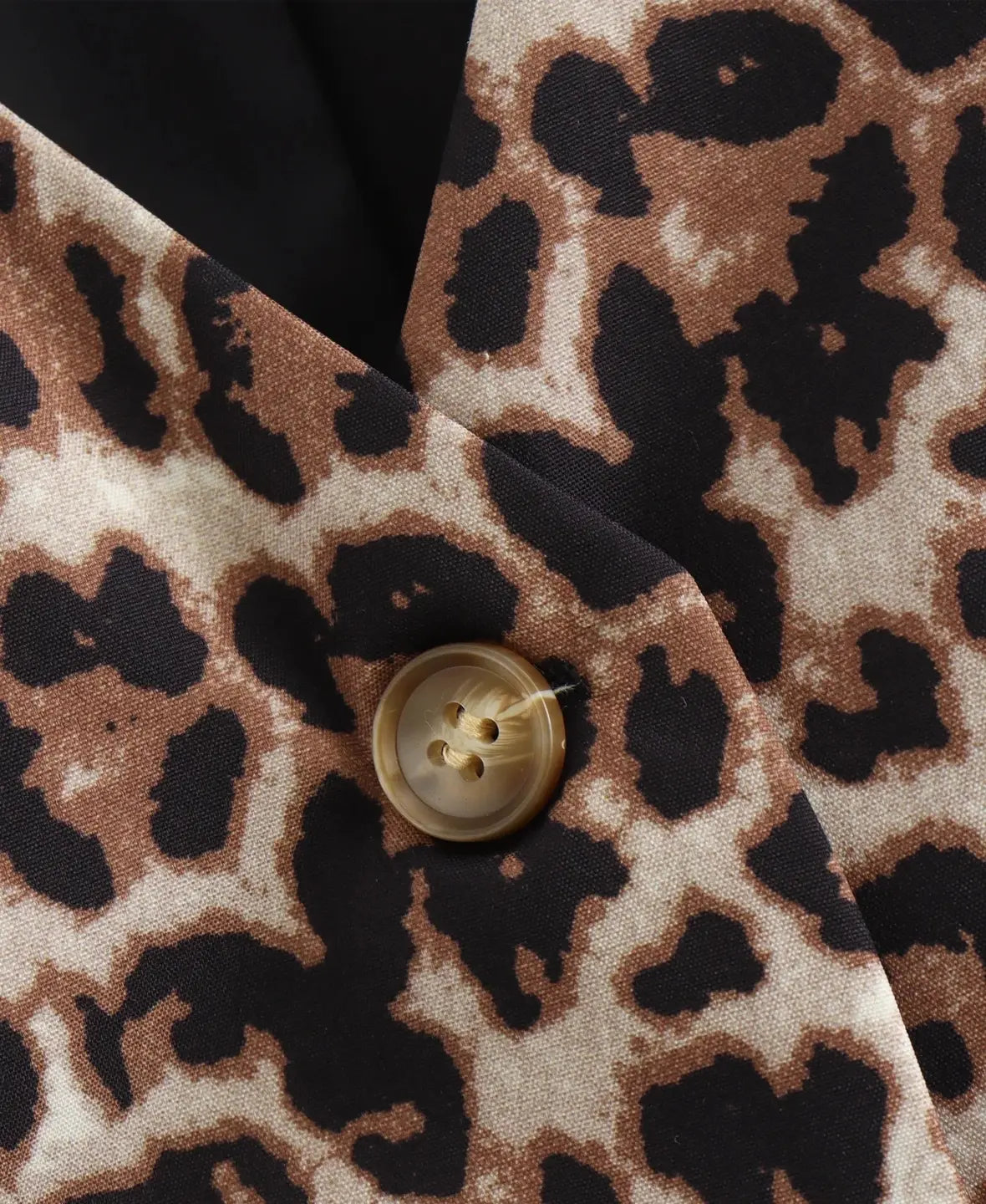 LEOPARD PRINT VEST