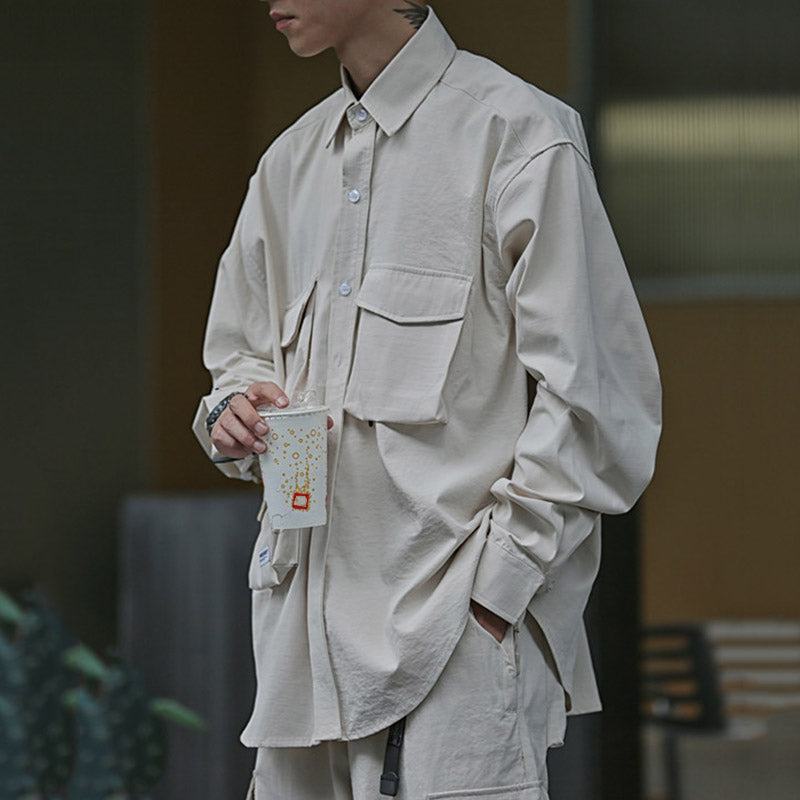 Japanisches lockeres Mehrfach-Taschenhemd