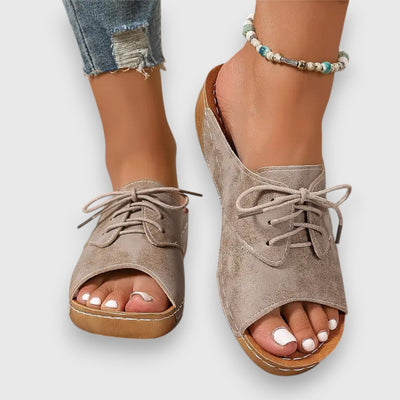 Saskia – Vintage Stil Sandalen