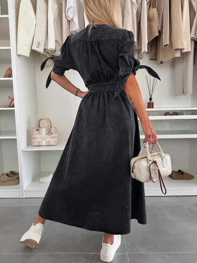 Ivanka™ | Leuchtendes Denim-Kleid