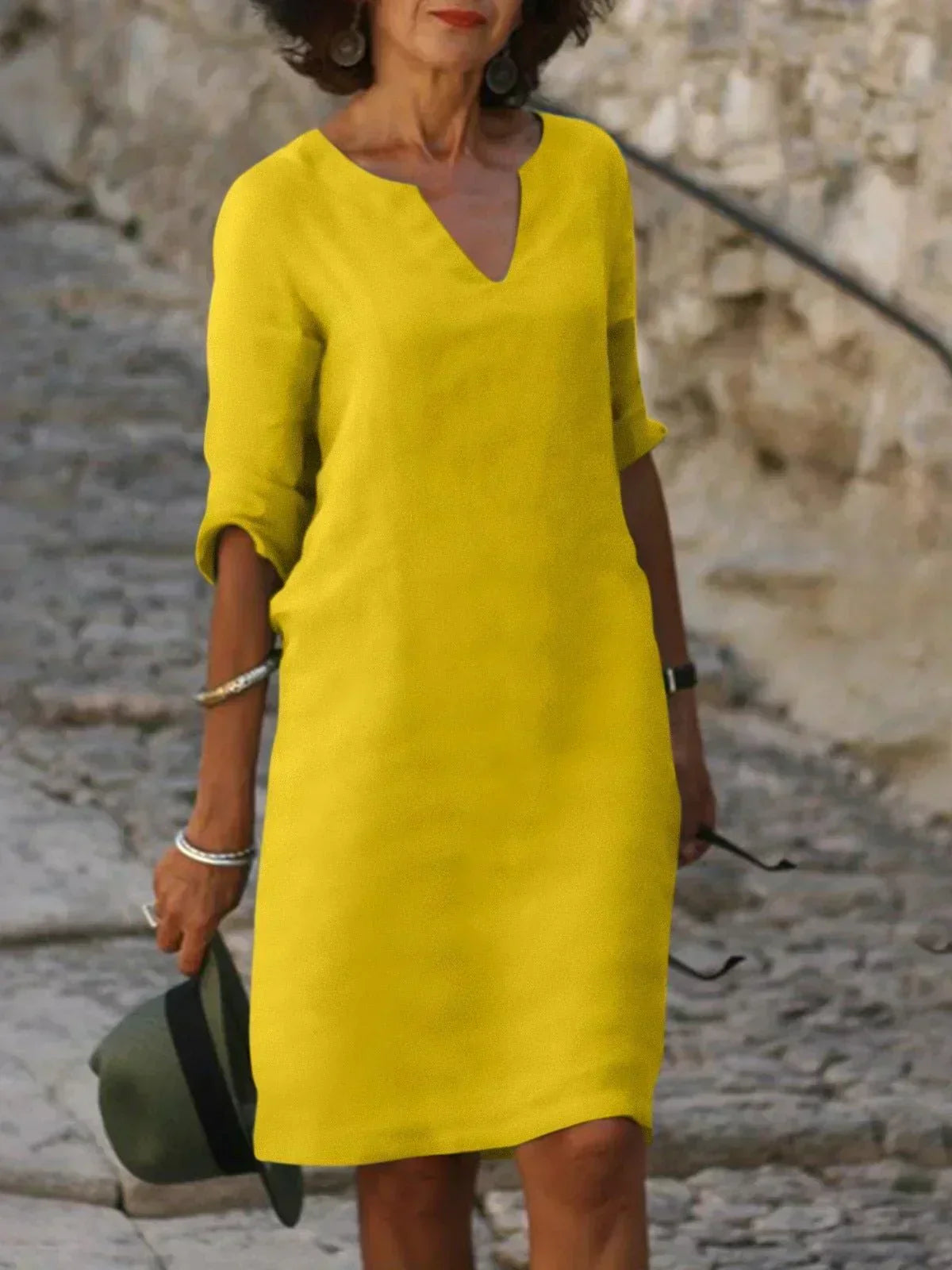 JOSETTE – Elegantes Kleid mit V-Ausschnitt